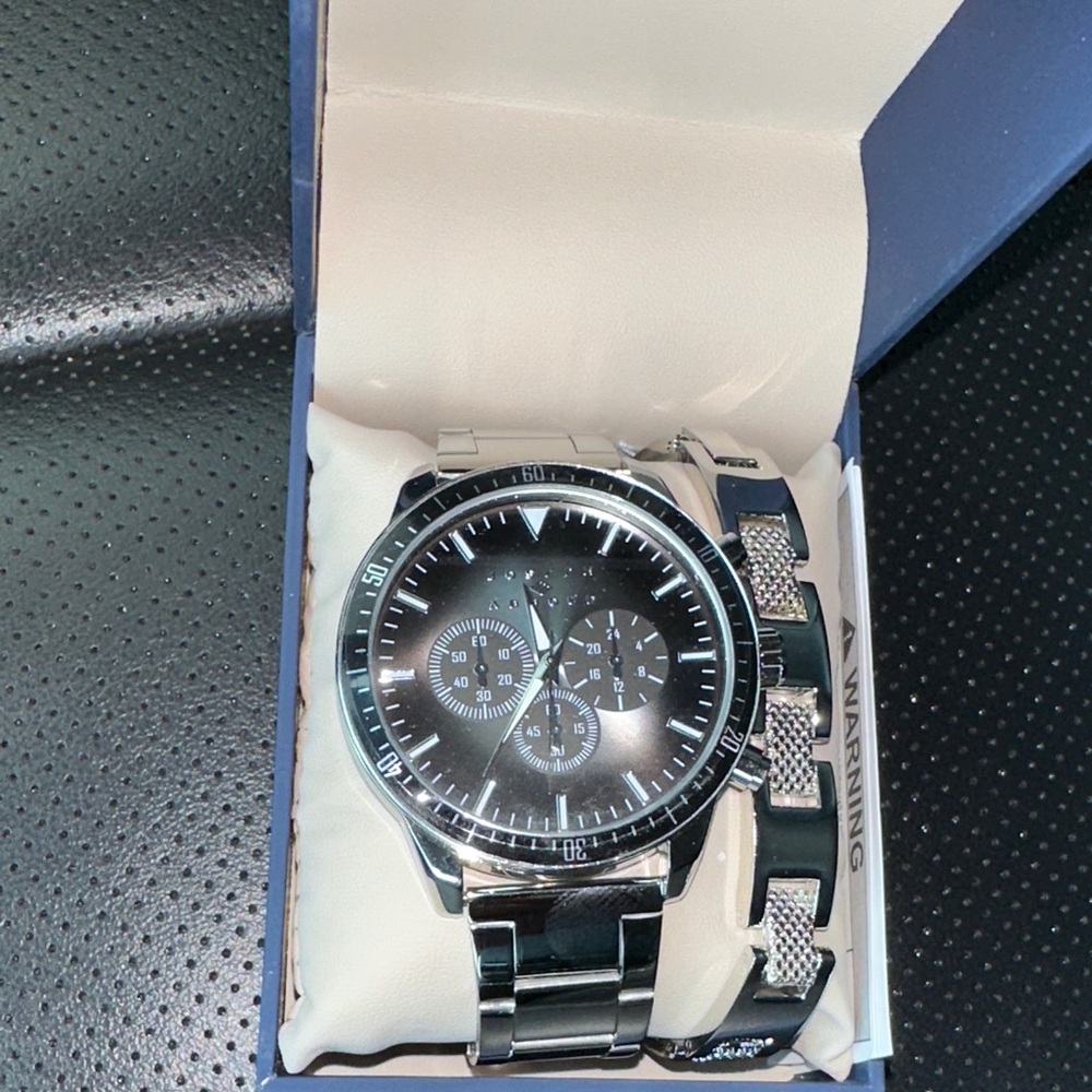 JOSEPH ABBOUD MEN’S Bracelet Watch BEAUTIFUL